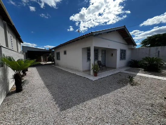 Casa com 3 dormitórios à venda - Universitário - Tijucas/SC