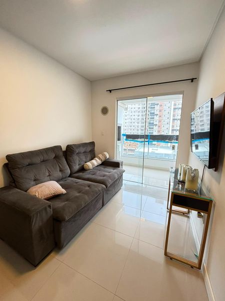 APARTAMENTO COM VISTA AMPLA E VISTA MAR