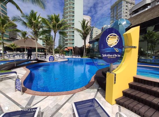 APARTAMENTO DE ALTO PADRÃO FRENTE MAR