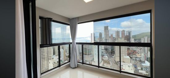 APARTAMENTO NO CENTRO DE ITAPEMA