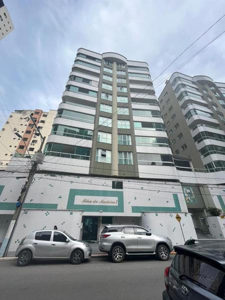 APARTAMENTO COM 3 DORMITÓRIOS E 4 VAGAS!