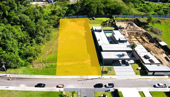 TERRENO EM CONDOMÍNIO FECHADO ALTO PADRÃO