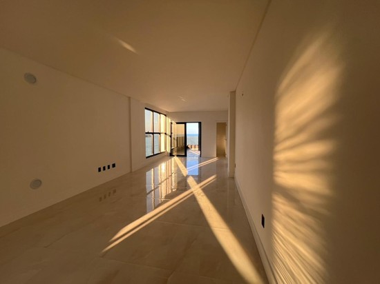 NOVO! 3 SUÍTES + 2 VAGAS | 130M²