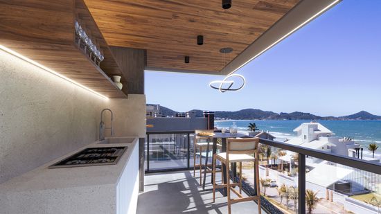 APTO FRENTE MAR I PÉ NA AREIA