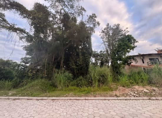TERRENO COM 2 LOTES I MARISCAL