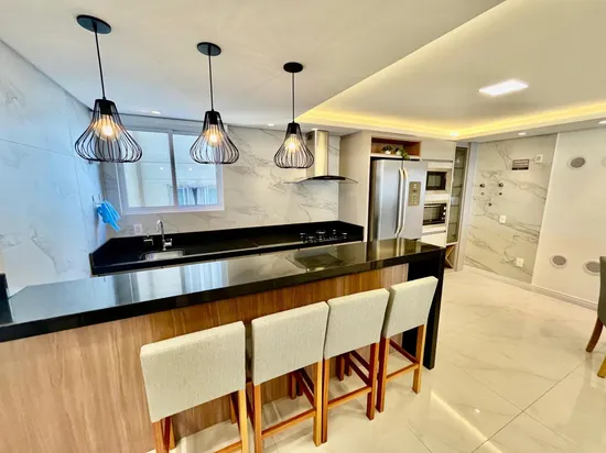 APARTAMENTO 2 SUÍTES 2 VAGAS