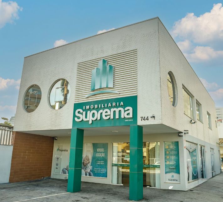 Imobiliária Suprema