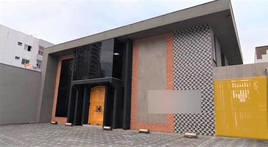 CASA COMERCIAL NO CENTRO