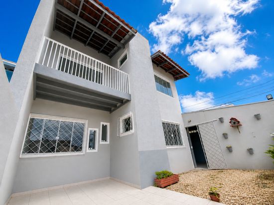 CASA NO BAIRRO MURTA, 4 DORMITORIOS, 168M²