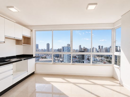APARTAMENTO NO CENTRO, 2 SUITES, 72M²