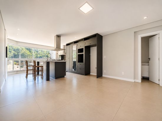 APARTAMENTO EM CABEÇUDAS, 2 SUÍTES, 77M²