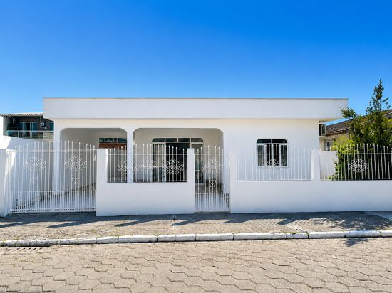 CASA NO BAIRRO SAO VICENTE