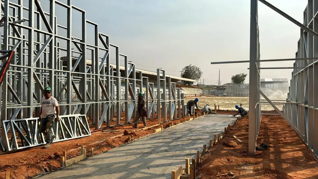 Construção em Steel Frame: Entenda a Tecnologia que Está Transformando o Mercado Imobiliário - Imagem Principal
