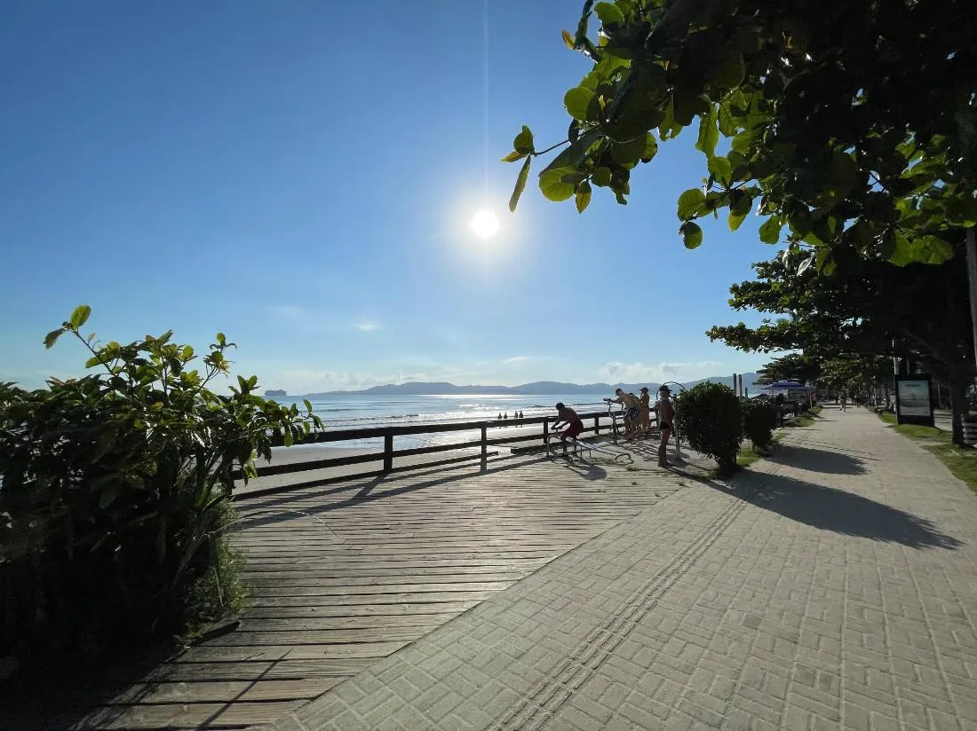 Esporte, mar e natureza: como morar no litoral transforma sua rotina - Imagem Principal