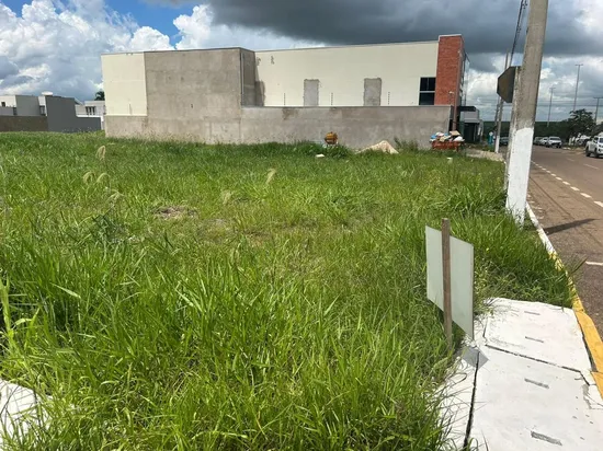 TERRENO AVENIDA IPÊ