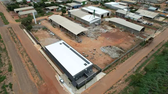 PAVILHÃO COMERCIAL À VENDA!