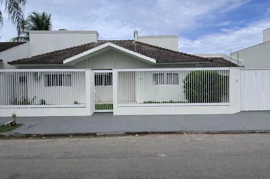 CASA MOBILIADA NO JARDIM RIVA!