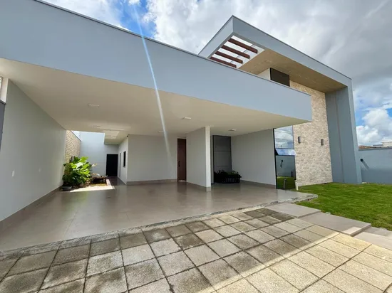 CASA À VENDA NO BELVEDERE!