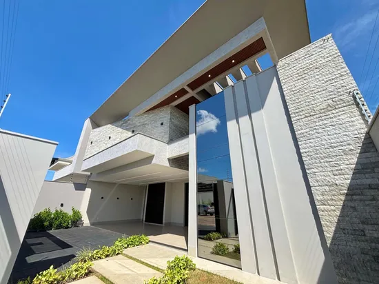 CASA DE ALTO PADRÃO NO JARDIM DAS AMÉRICAS!