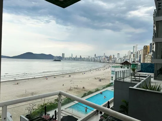 APARATAMENTO MOBILIADO COM VISTA MAR