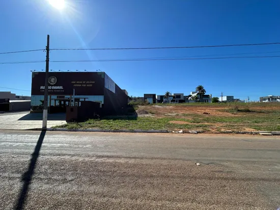 TERRENO COMERCIAL FRENTE LAGO VÔ PEDRO