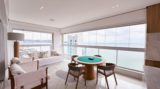 BELÍSSIMO, PENTHOUSE, QUADRA DO MAR, MEIA PRAIA-ITAPEMA- PADRÃO DALLO!