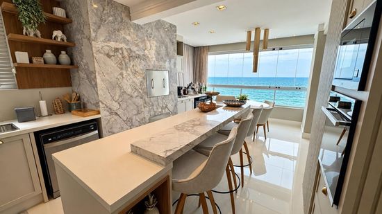 VENEZIA RESIDENZIALE, FRENTE MAR, MEIA PRAIA!