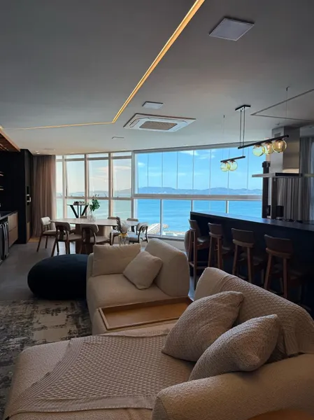 APARTAMENTO 3 SUÍTES MOBILIADO CENTRO ITAPEMA