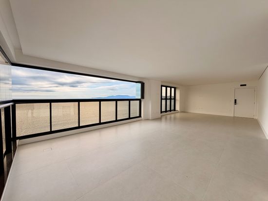 APARTAMENTO 04 SUÍTES QUADRA MAR VISTA TOTAL DA PRAIA