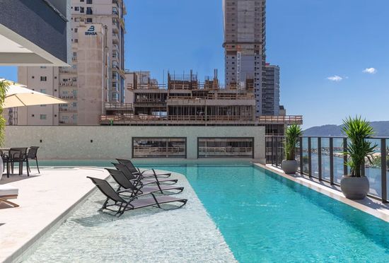 APARTAMENTO QUADRA MAR COM VISTA TOTAL DO MAR