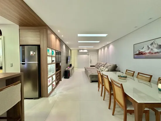 MOBILIADO E DECORADO
