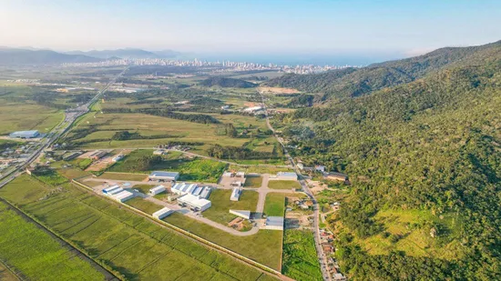 CONDOMÍNIO LOGISTICO, AO LADO DA BR101