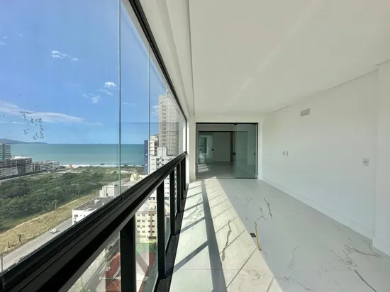 QUADRA MAR COM 04 SUÍTES, PRÓXIMO DO PÍER